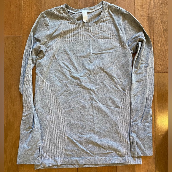 Medium gap athletic long sleeve - Picture 1 of 1